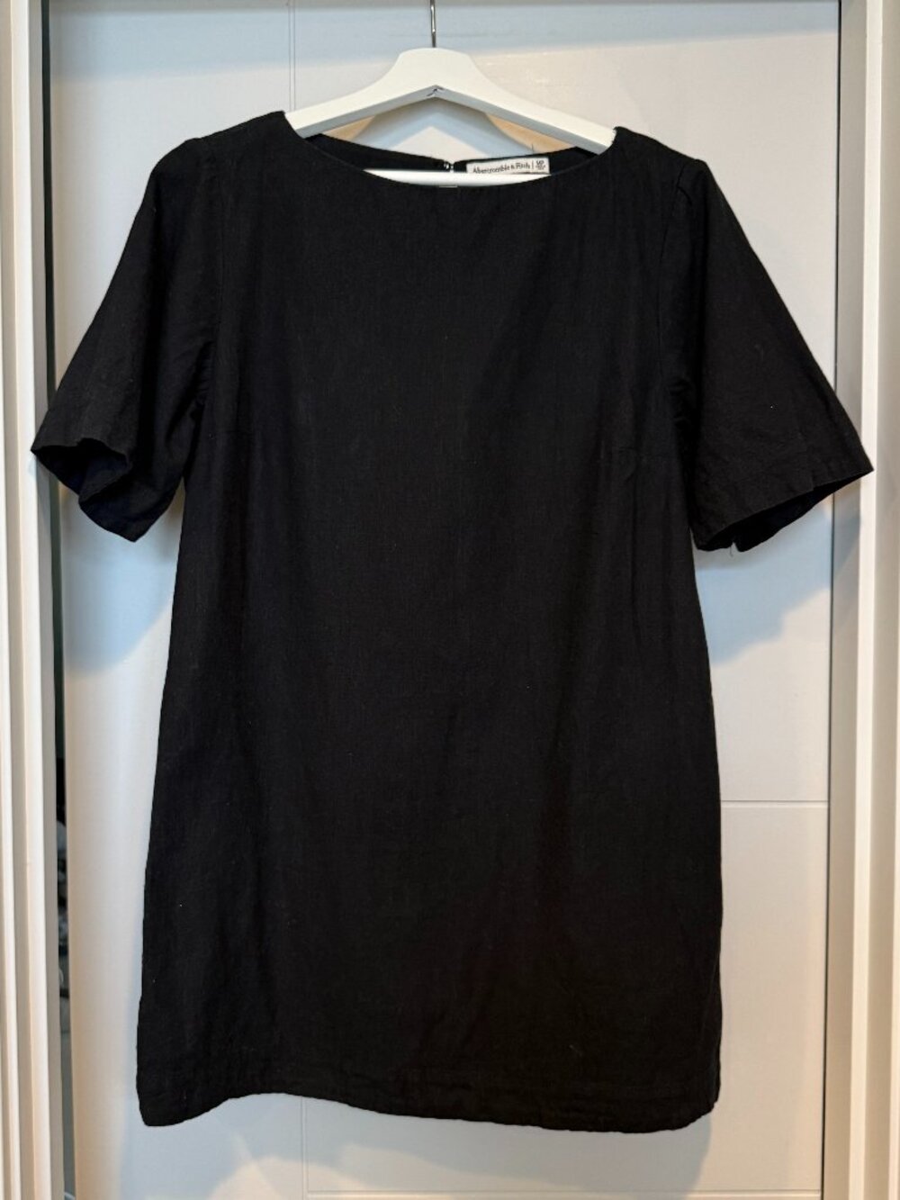 Abercrombie Short Sleeve Black Linen Mini Dress size MP